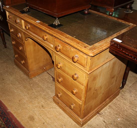 Pine desk